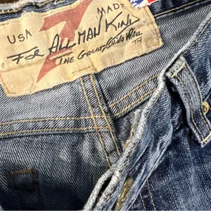 7 For All Mankind boot cut distressed bejeweled denim jeans Excellent Like New! thumbnail 13