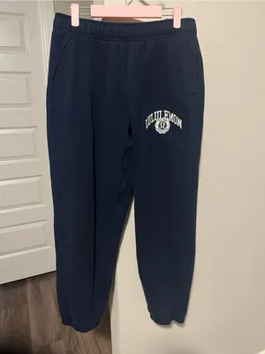 Lululemon scuba mid rise oversized jogger *Graphic thumbnail 8