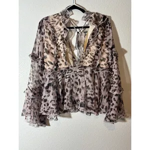 Olia NWT Womens Size L Plunge Neck Tie Back Ruffle Lined Long Sleeve Leopard Top thumbnail 3