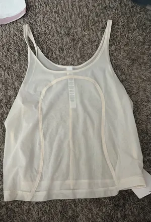 Lululemon Mesh Tank thumbnail 1