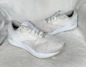 Brooks Ghost 16 Womens Size 9B White Grey Athletic Running Shoes 1204071B151 thumbnail 1