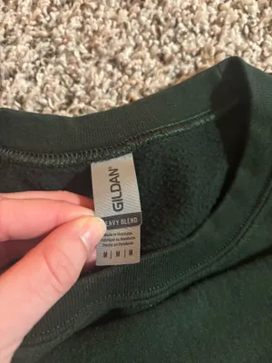 Gildan Love Like Jesus crewneck thumbnail 3