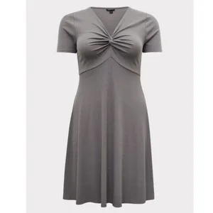 Torrid Gray Ribbed Short Sleeve V Neck Twist Flare Skater Dress 1X‎ thumbnail 4