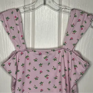 Hot Topic Sweet Society Pink Roses Top Size L Tank Top Cropped thumbnail 8