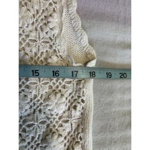 Sostanza Cream Crochet Vest Top Size M/L Button Up Boho Flowers thumbnail 5