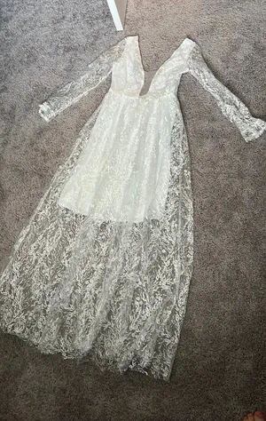 White Dress thumbnail 1