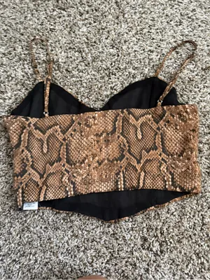 Zara crop top thumbnail 2