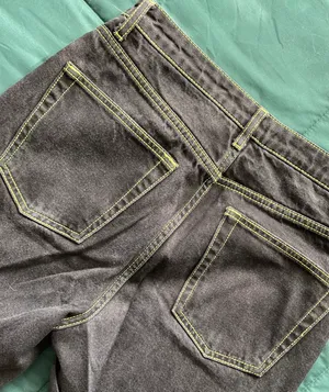 Contrast Stitch Mom Jeans thumbnail 4