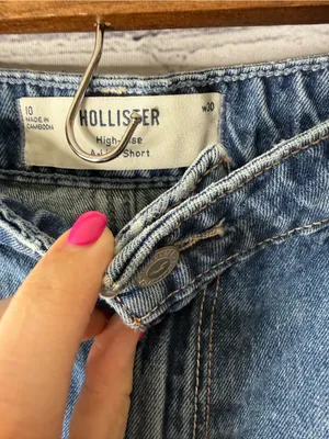 Hollister Blue Denim Women's Embroidered Shorts size 10 thumbnail 6