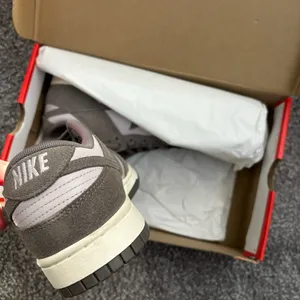 Nike Dunk Low Retro SE thumbnail 2