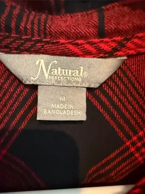 Natural Reflections Red and Black Plaid Button-Down Shirt M thumbnail 2