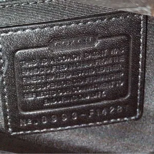 Coach satchel, pleated front design! thumbnail 12