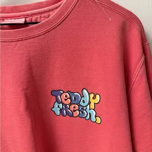 Teddy Fresh Graffiti Graphic Crewneck Size Medium thumbnail 2