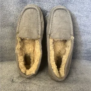 Women’s UGG Ansley Slippers thumbnail 3