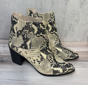 Steve Madden Size 6‎ Jain Snakeskin Print Ankle Booties Block Heel Pointed Toe thumbnail 1