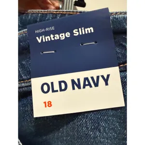 Old Navy Women Vintage Slim Straight Jeans High Rise Sz 18 Blue Stretch Denim thumbnail 3