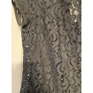 Loft Lace Shift Dress Floral Black Keyhole Back Ribbon Tie Elegant Cap‎ Sleeve thumbnail 4