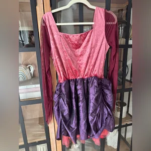 Hocus Pocus halloween costume dress Sarah Sanderson cosplay witch spirit disney thumbnail 3