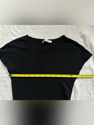 Zara Crop Top in Black Size Medium Cropped Basic T-Shirt thumbnail 3