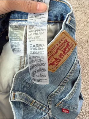 Levi’s Women’s 501 Original Fit High Rise Jean Short Distressed in Med Wash 24 thumbnail 6