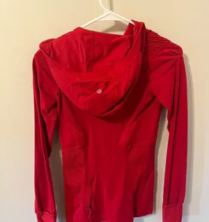 Lululemon Half Zip thumbnail 2