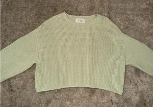 ZARA Girls light green sweater thumbnail 1