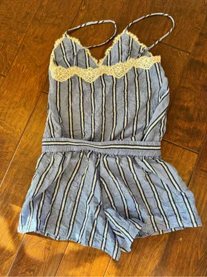 NWT Zara Wrinkle effect short striped Lace trim jumpsuit. Size Small‎ thumbnail 5