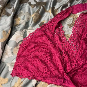 1X zenana outfitters pink magenta lace halter bralette thumbnail 4