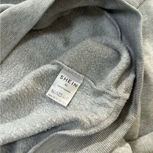 •SHEIN• SWEATSHIRT thumbnail 6