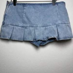 Lioness Revolve Women Miracle Micro Mini Skirt Skort Denim Blue Pleated Y2K‎ thumbnail 2