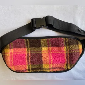 Women’s hands‎ free rectangular fanny pack pink plaid thumbnail 10