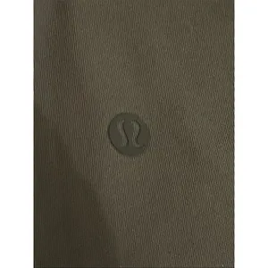 Lululemon On The Fly Crop 23" Dark Olive Green Luxtreme Drawstring Pants Size 8 thumbnail 2