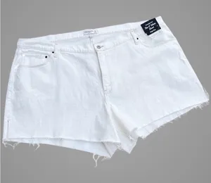NWT Abercrombie & Fitch The 4" Mom Short High Rise Curve Love soft White Sz. 24 thumbnail 1