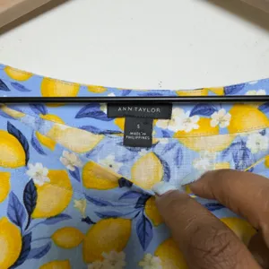 Ann Taylor Women Linen Top Small Blue Yellow Lemon Fruit Blouson‎ Gasset Resort thumbnail 5