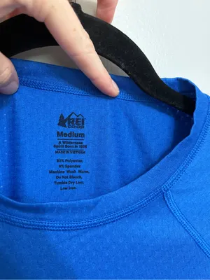 REI Women’s UPF 50+ Lightweight Base Layer Long-Sleeve Crew Top in Blue - Size M thumbnail 3