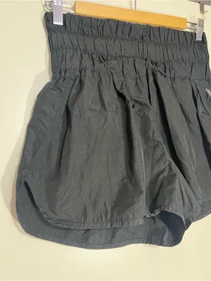 Fp movement black The Way Home Run Shorts size L thumbnail 3