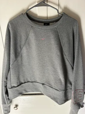 Nike Cropped Crew Neck Sweatshirt thumbnail 1
