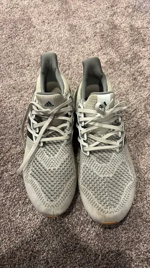 Adidas Ultraboost Shoes thumbnail 2