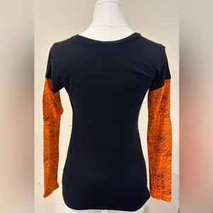 Hello Kitty Orange Black White & Yellow Flying Witch Long Sleeves T Shirt Sz S J thumbnail 5