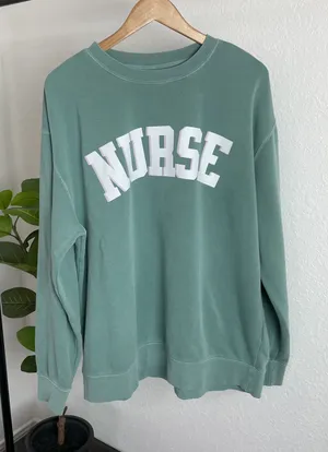 Nurse Crewneck Sweatshirt Green Size XL thumbnail 1