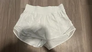 Lululemon Hotty Hot 2.5" thumbnail 4