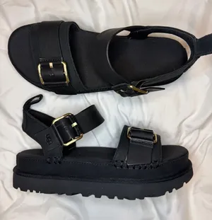 UGG Sandals Platform thumbnail 1