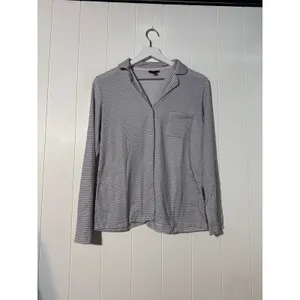 Tahari Womens M Pajama Set Gray White Stripe Button Front Top Pants 2 Piece thumbnail 2
