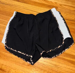 PINK Shorts thumbnail 1