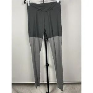 Gymshark Two‎ Tone Grey Colorblock Crossover Athletic Leggings Women's Size M thumbnail 2