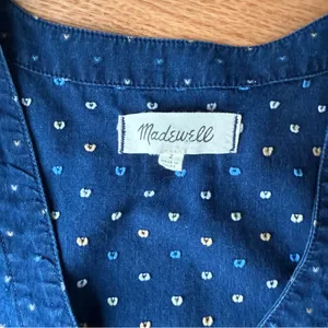 Madewell Indigo Denim Cap Sleeve Button-Down Dress, Embroidered Hearts, Size 2 thumbnail 2