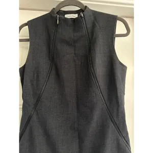Calvin Klein Grey Mock Neck Sheath Dress - Diagonal Zip‎ Accents - Size 6 thumbnail 2