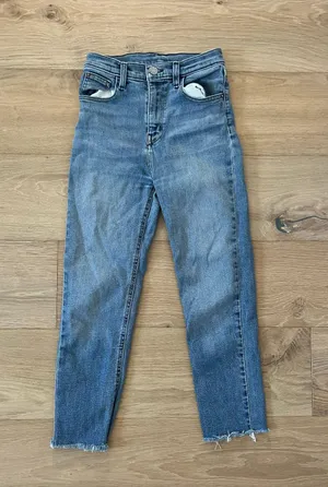 Urban Outfitters girlfriend jeans 26” blue thumbnail 1