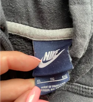 nike black hoodie thumbnail 2