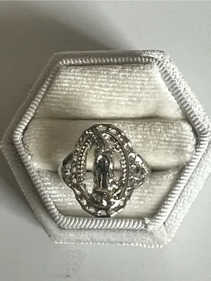 Vintage Design Stainless Steel Silver Virgin Mary Design Ring Size 6 NWT thumbnail 2